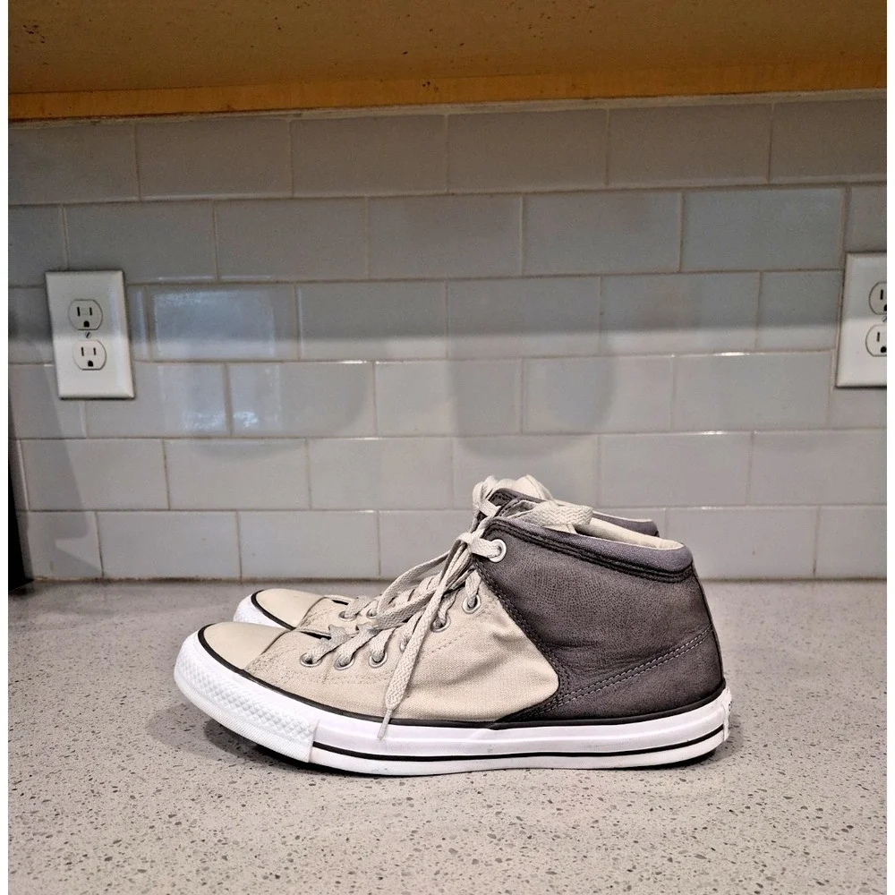 Converse High Street Mid Vintage Sneakers in Gray & White size 10